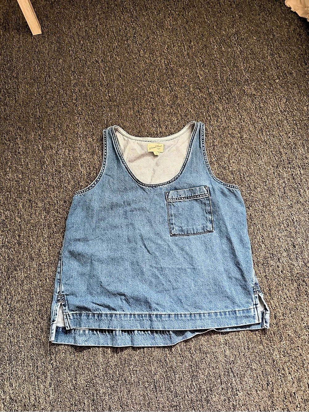 Universal Thread Denim Tank Top in Blue Size Medium